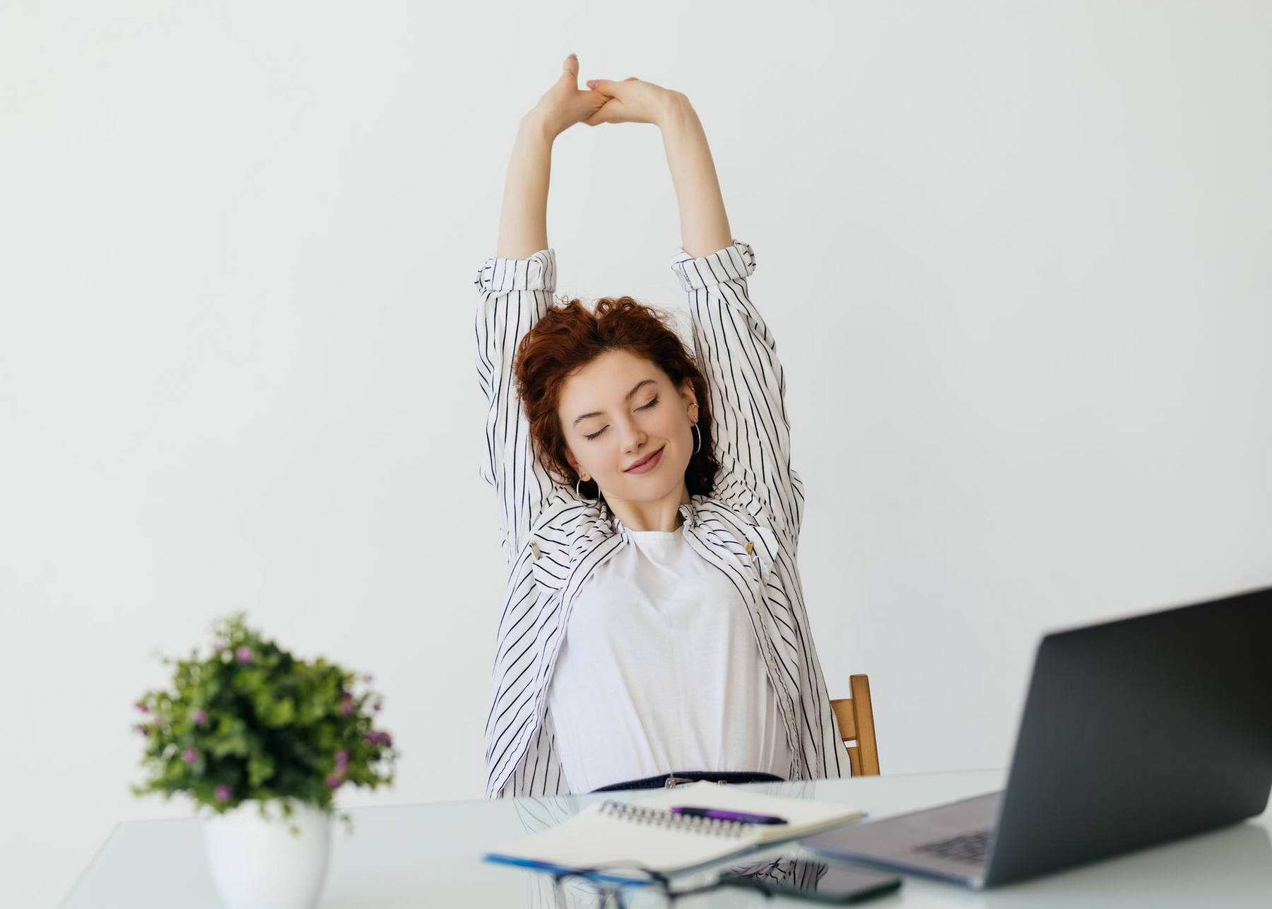 Deskercise: A Quick and Easy Workout You Can Do at Your Desk