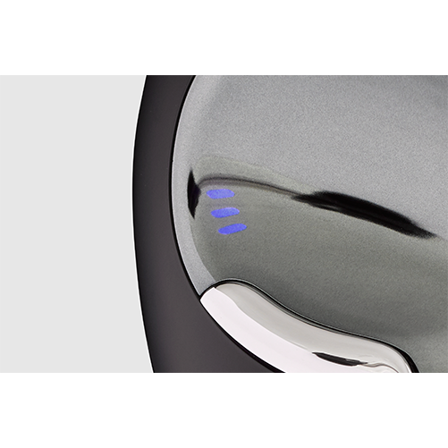 Easy-To-Reach Thumb Buttons Smartly-placed thumb buttons are both within easy reach at the top and bottom of a contoured thumb rest.